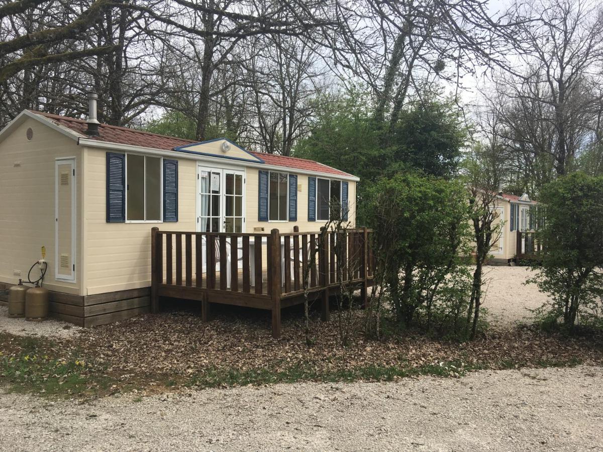 Camping De La Croix D'Arles Bourg (Haute-Marne) Exterior foto