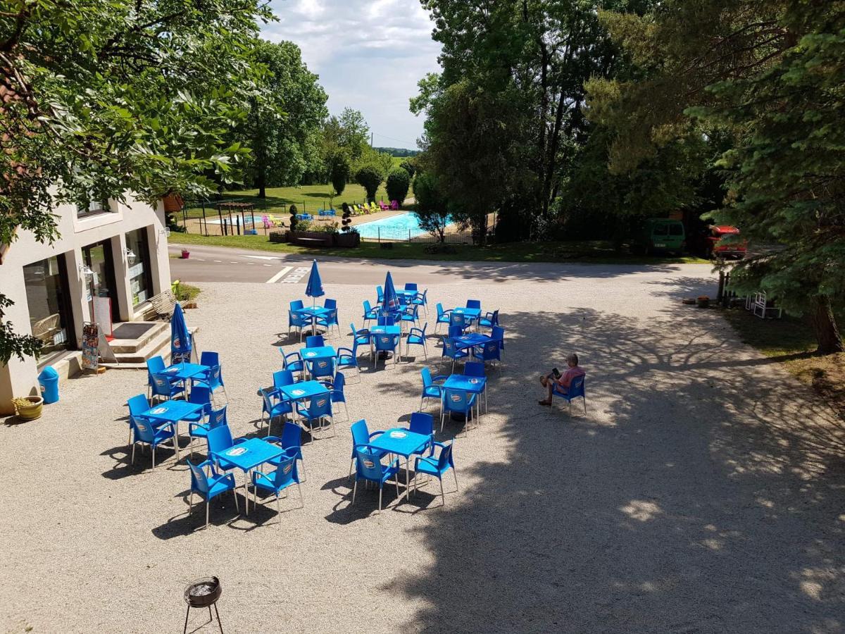 Camping De La Croix D'Arles Bourg (Haute-Marne) Exterior foto